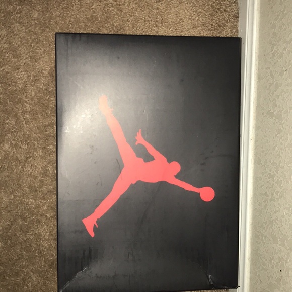 Jordan 3s - Picture 3 of 3